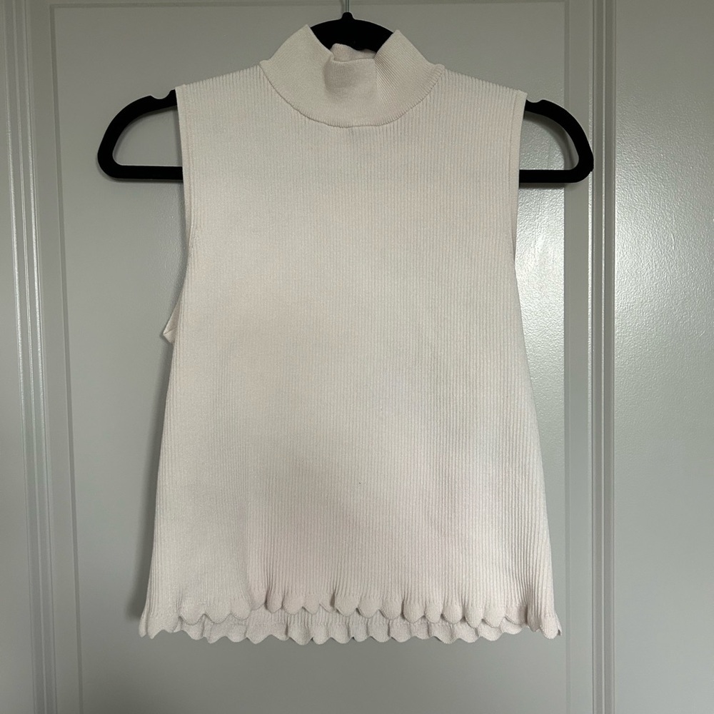 Bar III White high neck Sleeveless Top